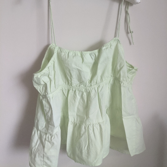 Top - Picture 2 of 2